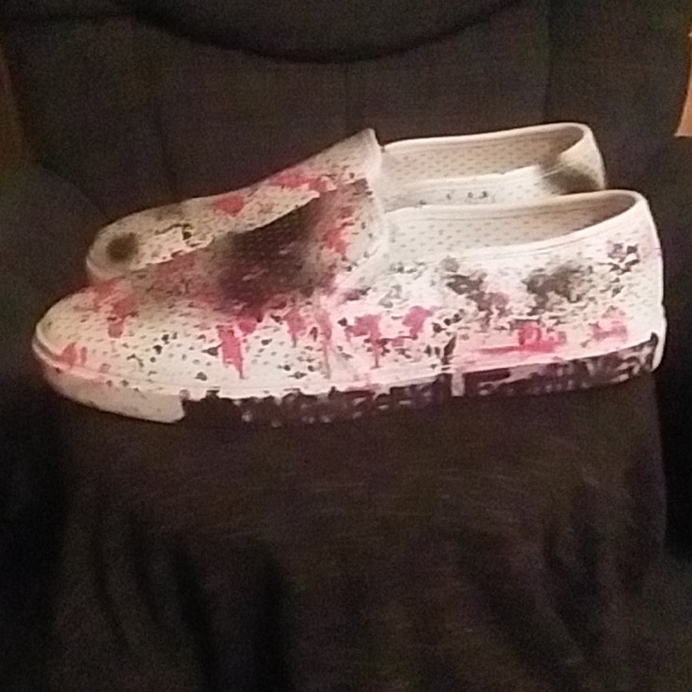 Designer Shoes - Picture 2 of 4